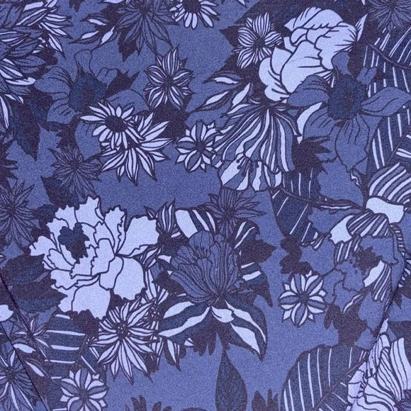 NWOT Marine Layer Emlyn Midi Wrap Dress - Navy Floral - XS - Picture 2 of 4